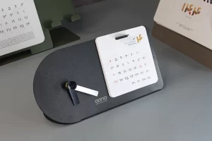 تقویم رومیزی به همراه ساعت کد DC401