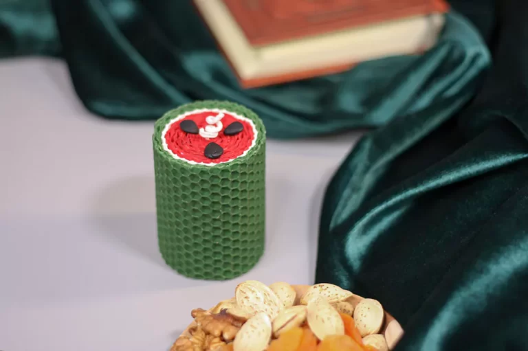 شمع مومی هندوانه مناسب  برای شب یلدا